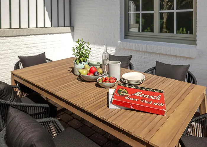 Kajuete #16 Dock 6b Westerland